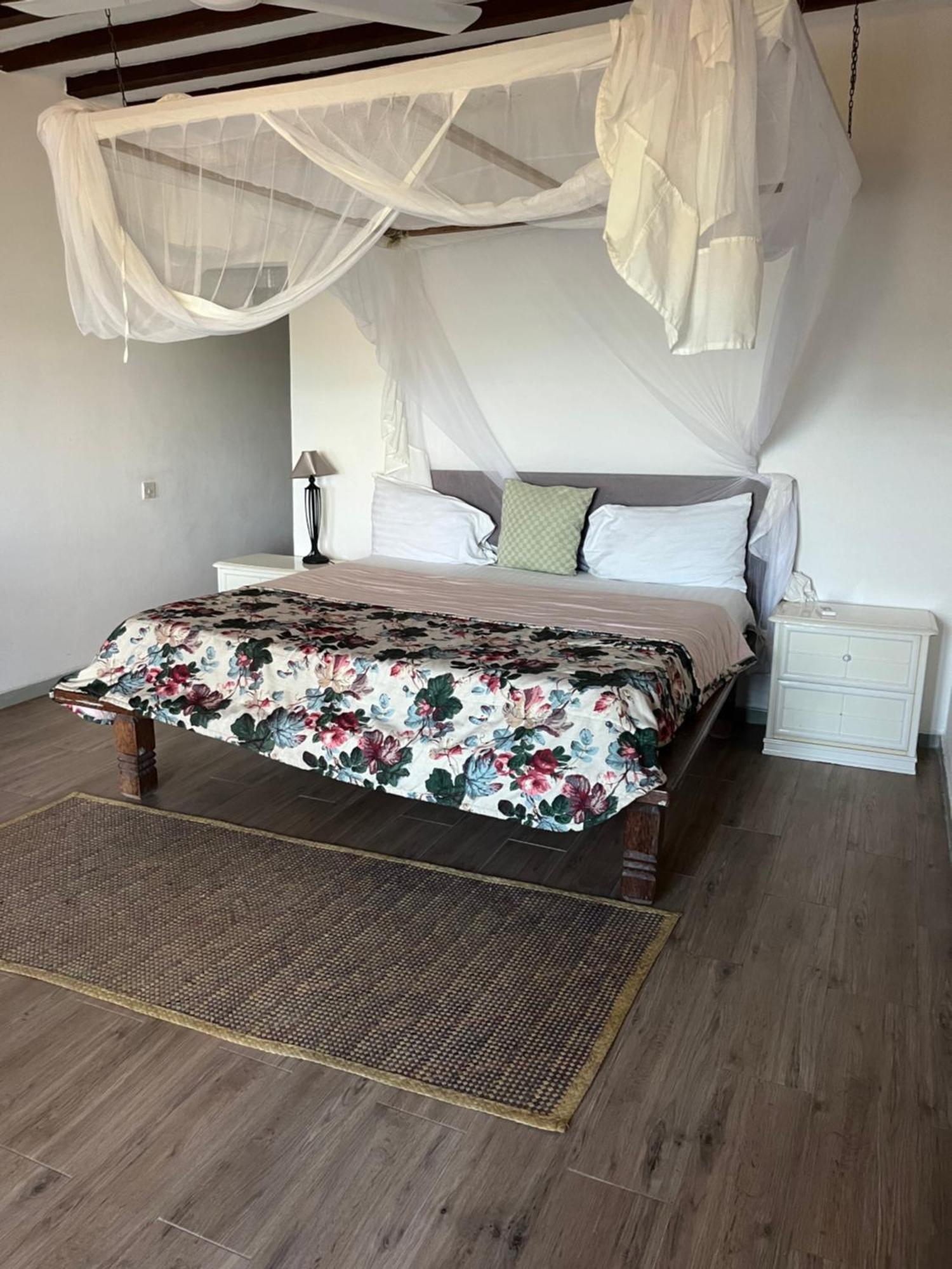 Malcom Residence 2 Mdudu Mkubwa Εξωτερικό φωτογραφία