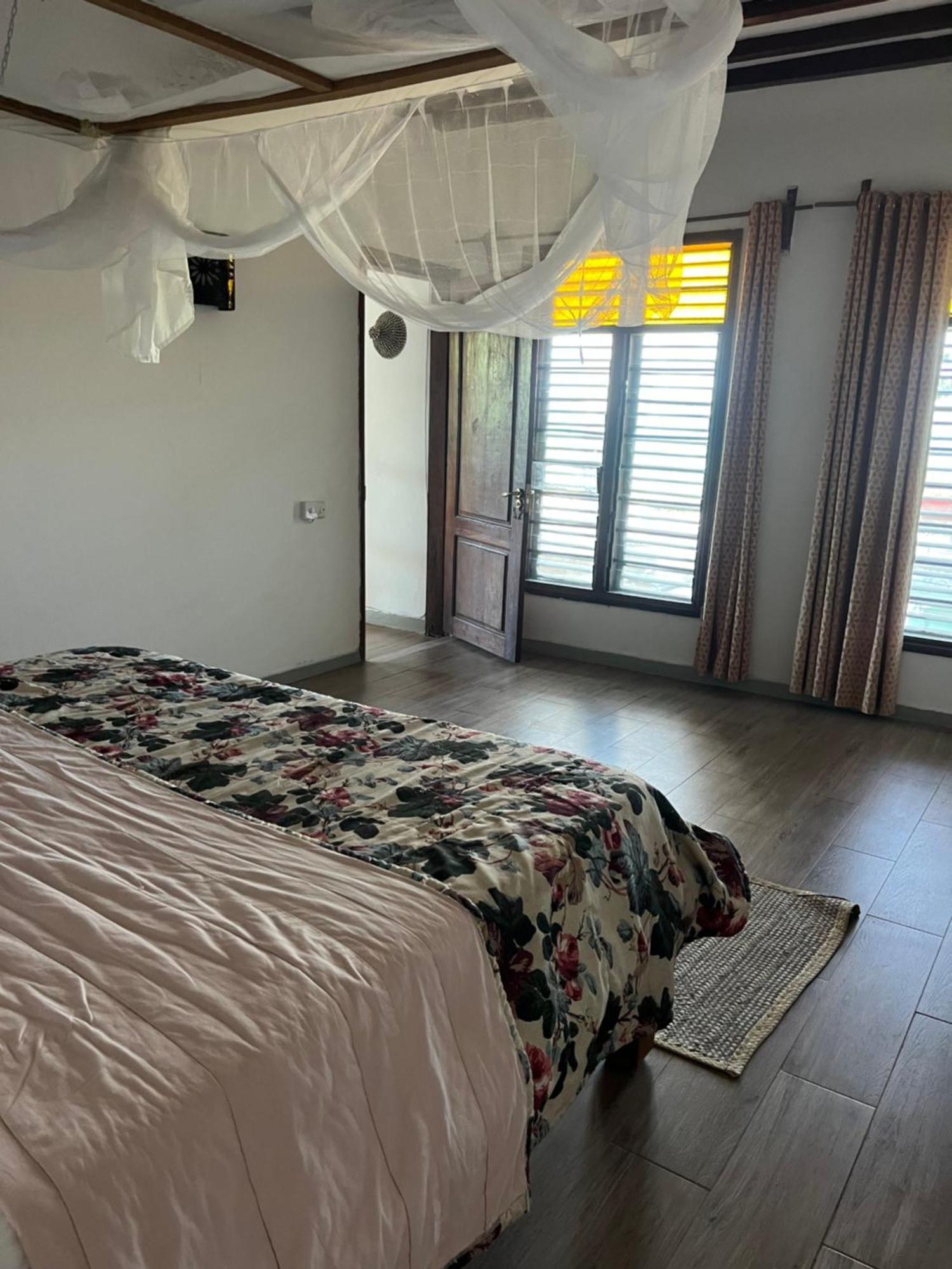 Malcom Residence 2 Mdudu Mkubwa Εξωτερικό φωτογραφία
